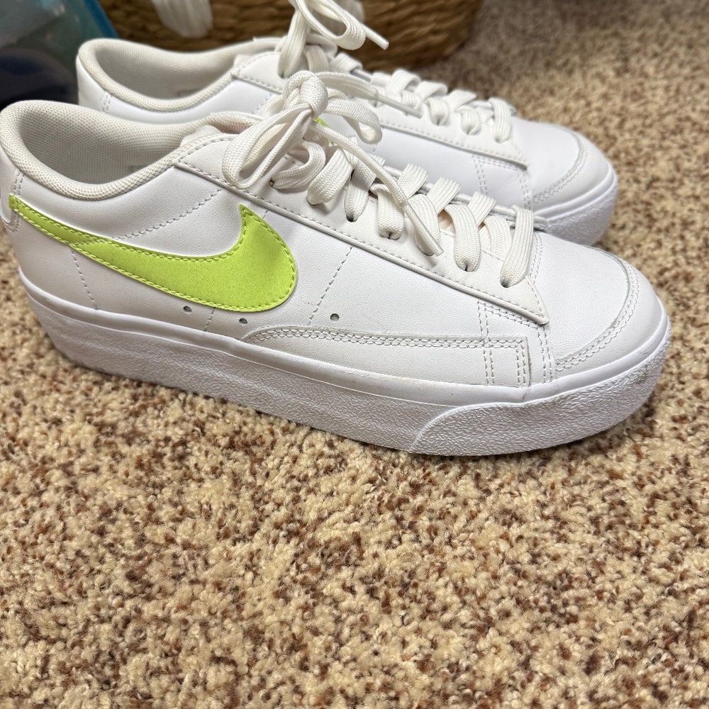 Nike blazer platform